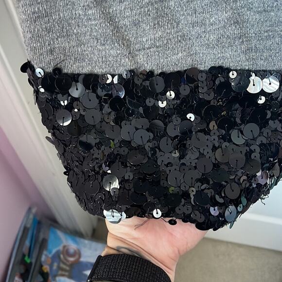 Vera Wang wool A-line dress with sequins at bottom hem - Picture 5 of 6